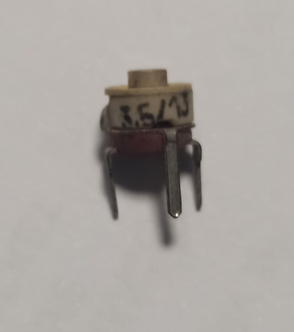 CAPACITOR TRIMMER   3PF- 40PF *OBS*