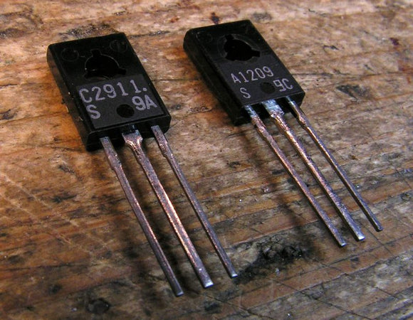 TRANSISTOR  2SC 2911