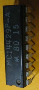 CMOS  MC14429