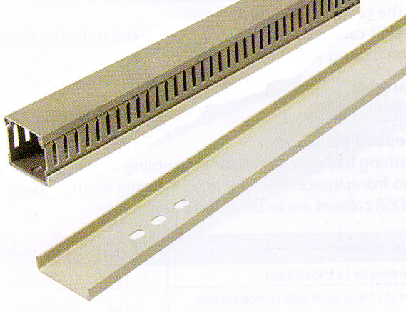 CABLE MANAGEMENT U-PROFILE 45U 61mm F/CABLEDUCT