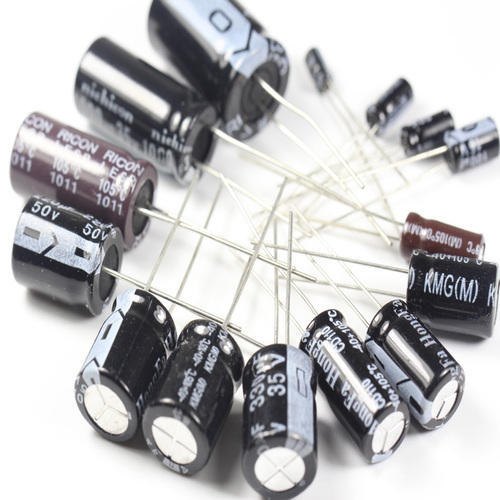 CAPACITOR ELECTROLYTIC 47UF  25V VERT 105''